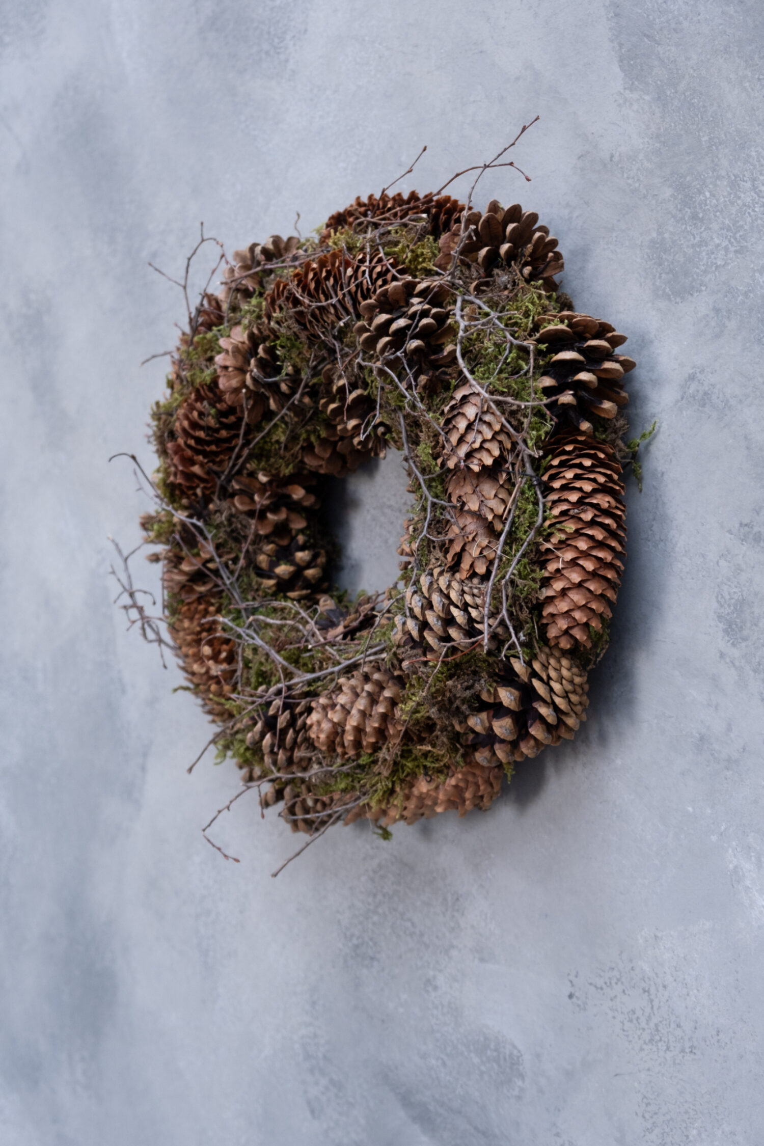 Wreath moss mix pine, twigs