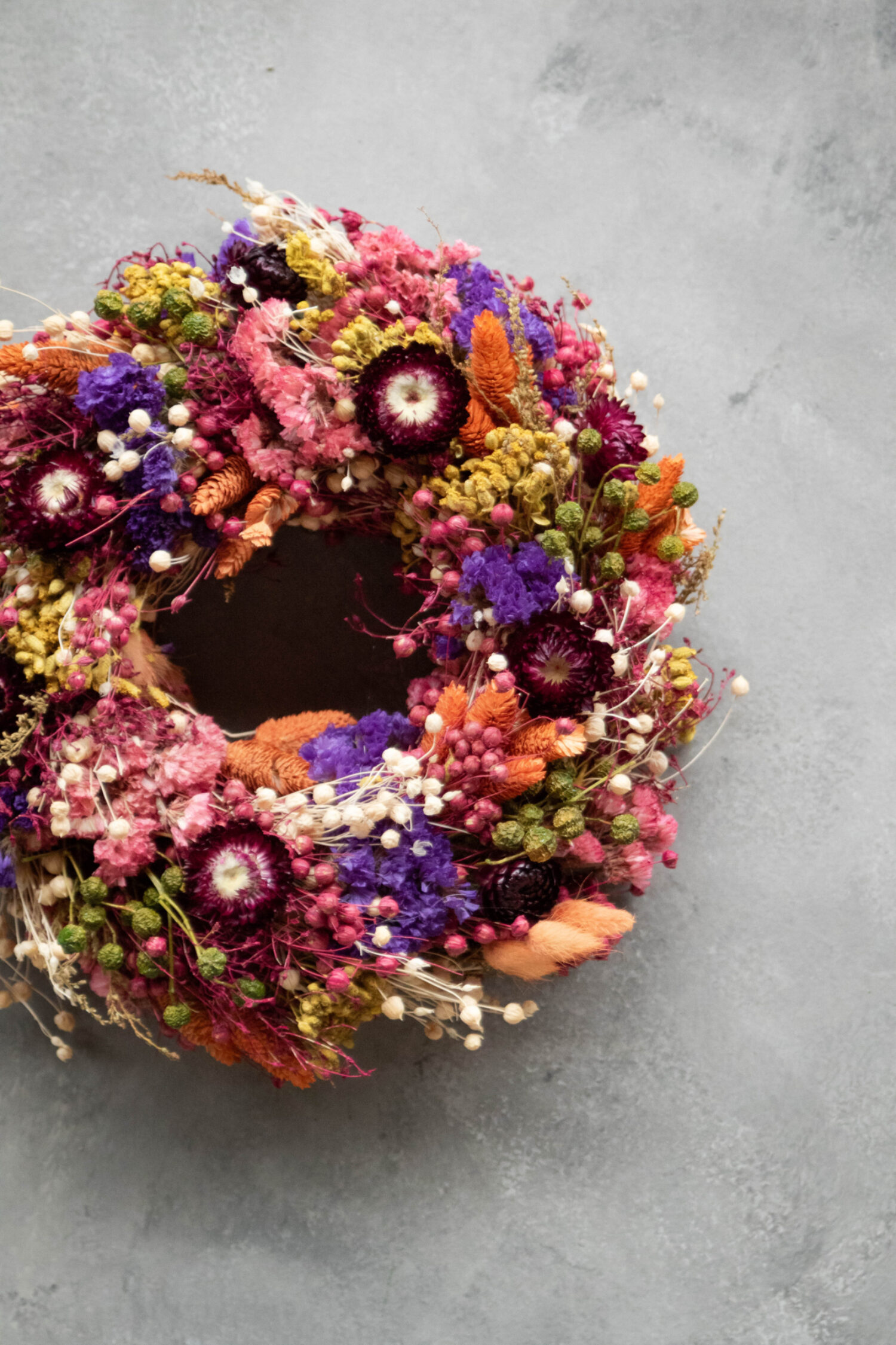 Maylia wreath, mix flowers