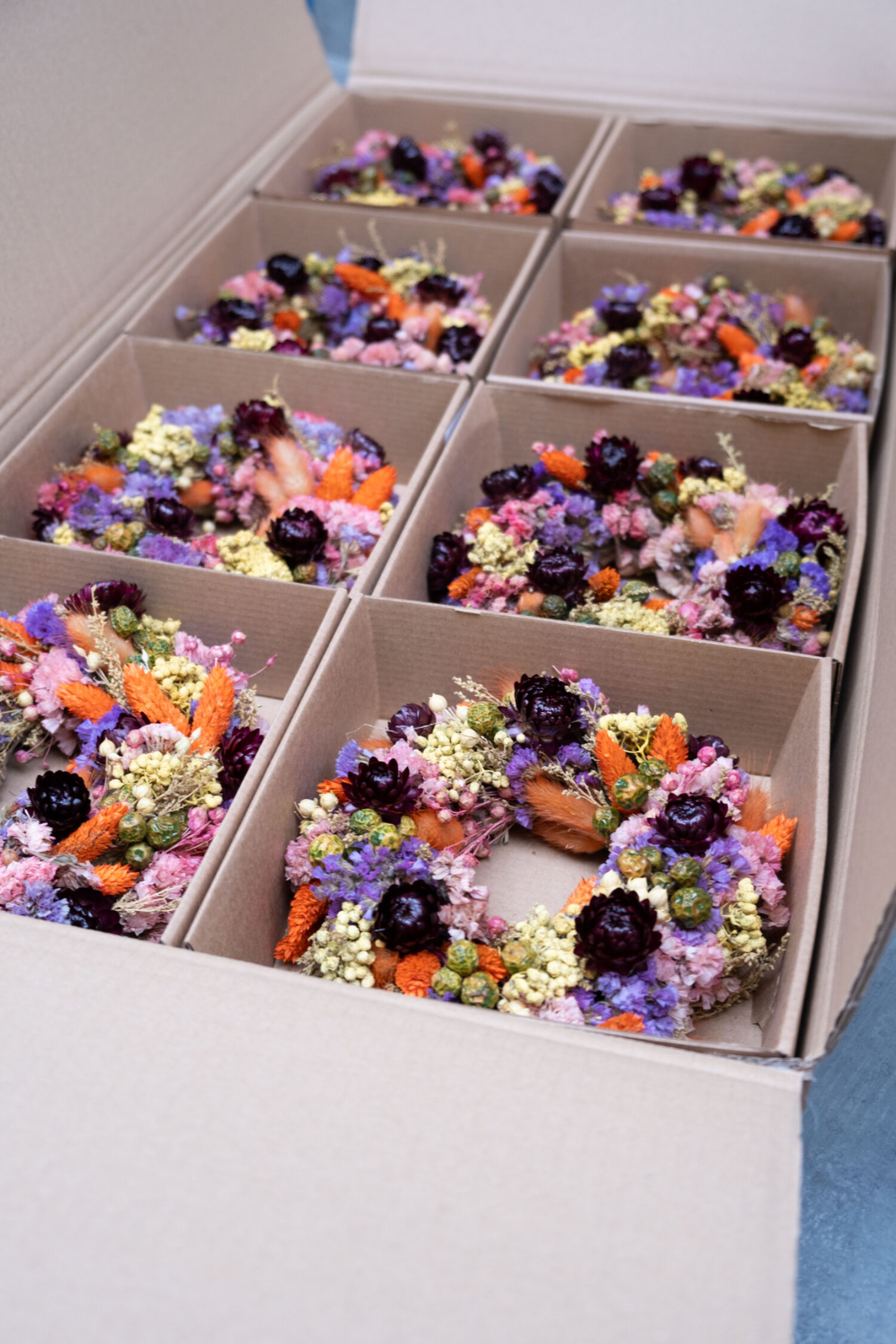 Maylia wreath, mix flowers