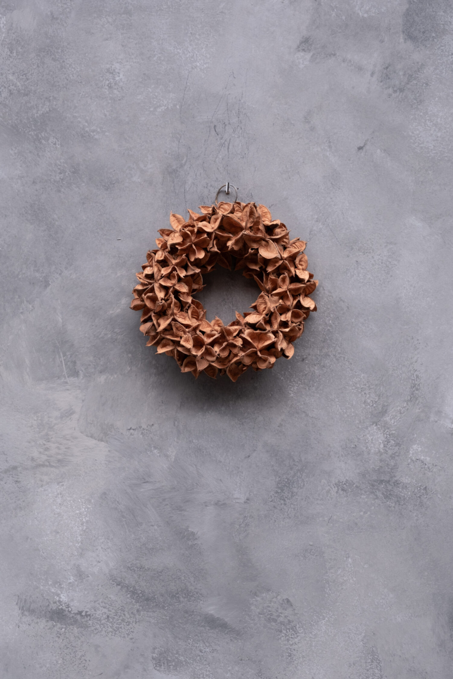 Cotton pod wreath thin